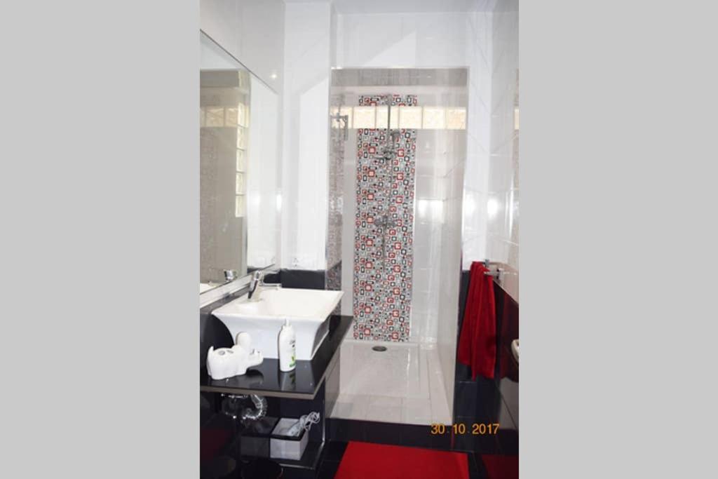 Apartamento En El Centro De Alicante Exterior photo